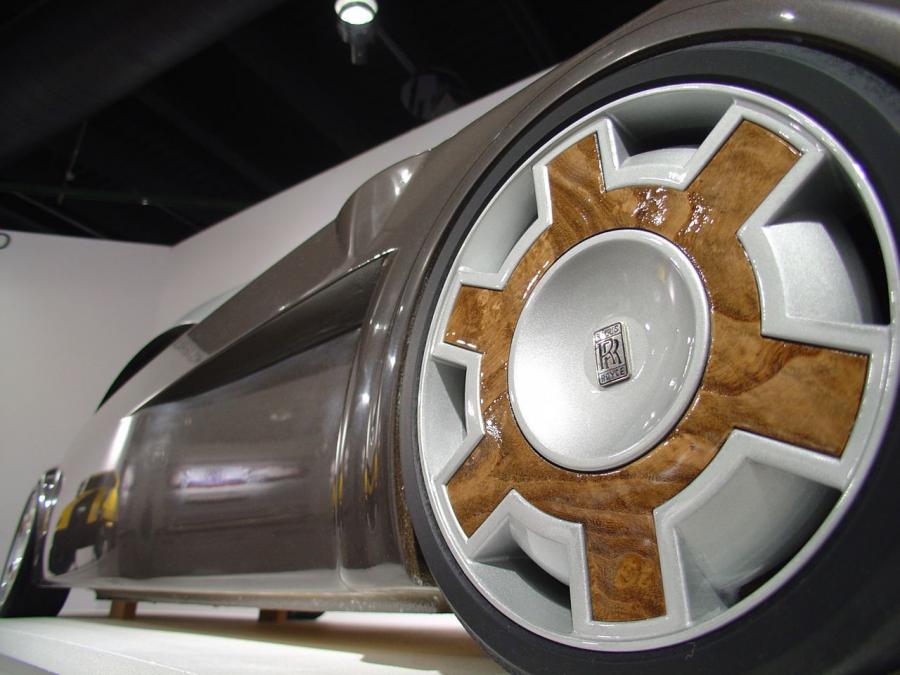  Rolls-Royce Apparition by Jeremy Westerlund 2011 года  (фото 24 из 46)